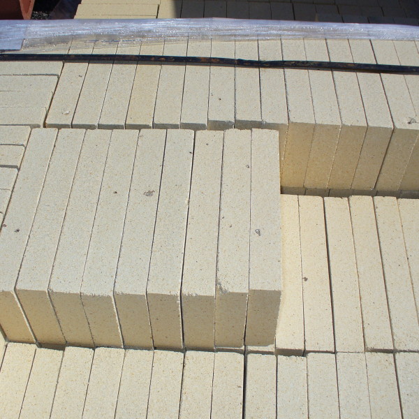 Fire Brick - Full - 8-1/4" x 4" x 2-1/2"